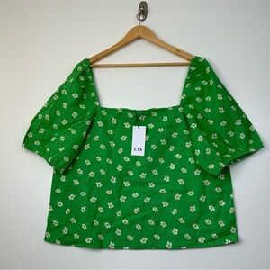 LTS Tall Women’s Green Floral Print Linen Blend Top. Green. Size US 18. (NWT).